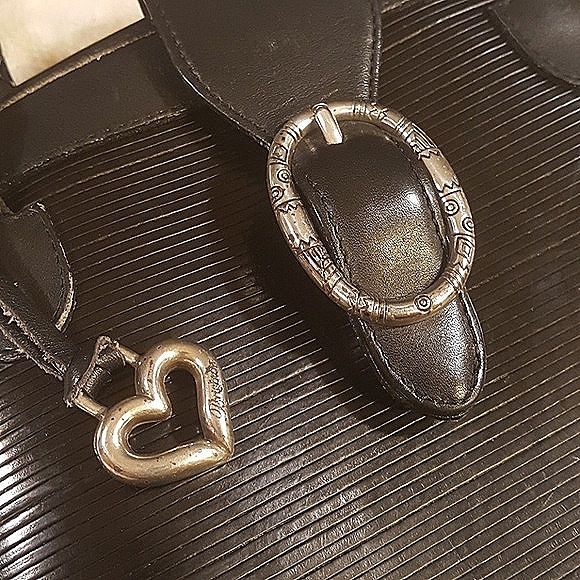 Unique Brighton Black Leather Satchel - Picture 2 of 8